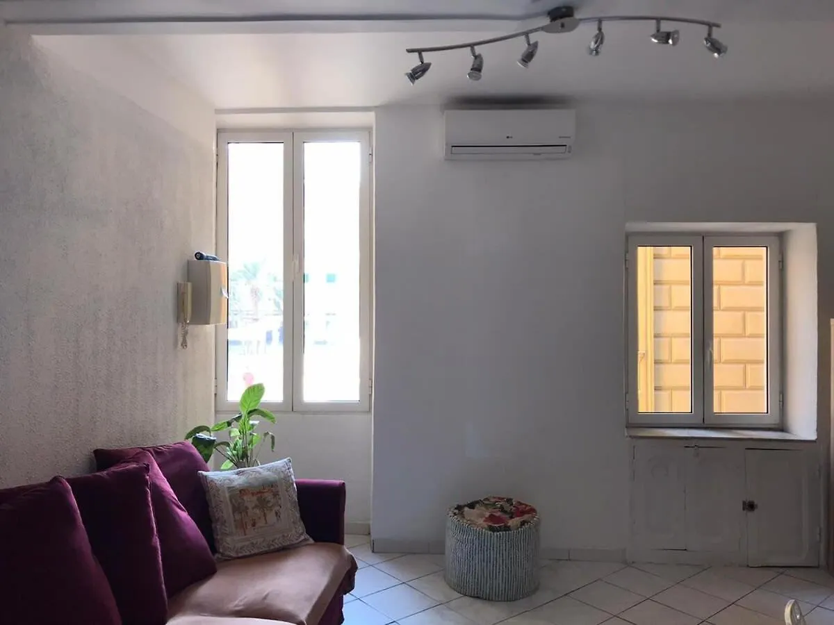 Rue St Gaetan Location Old Town Apartment Nice